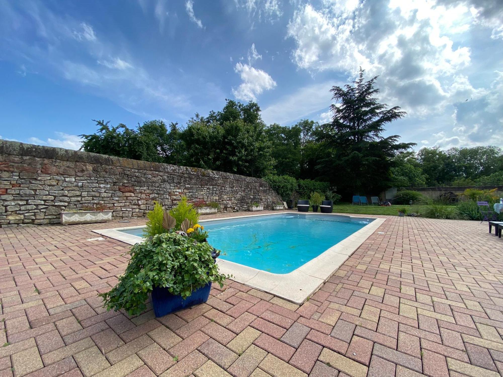 Relais Du Dompeter Panzió Molsheim Kültér fotó